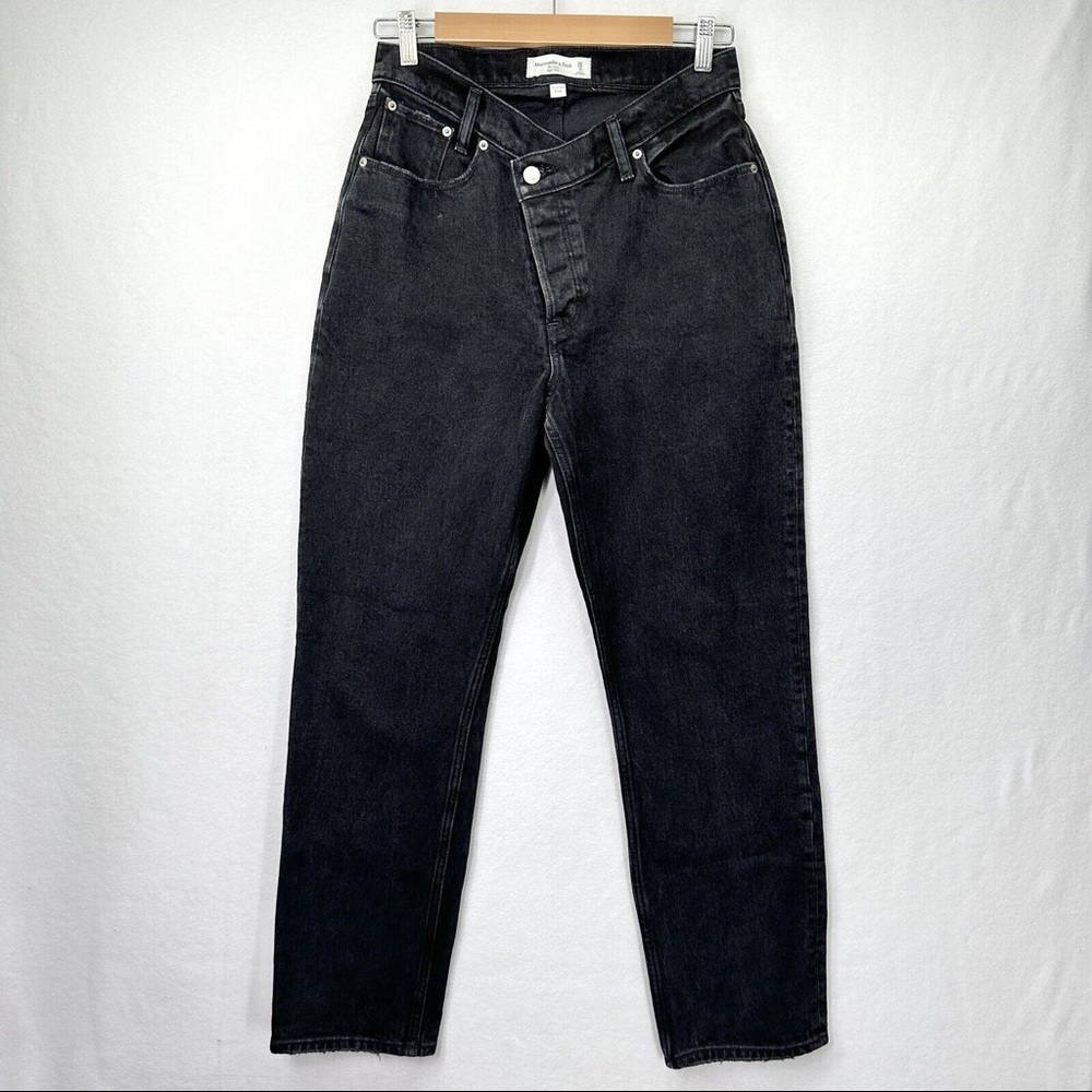 Abercrombie Curve Love Dad High Rise Jeans - black